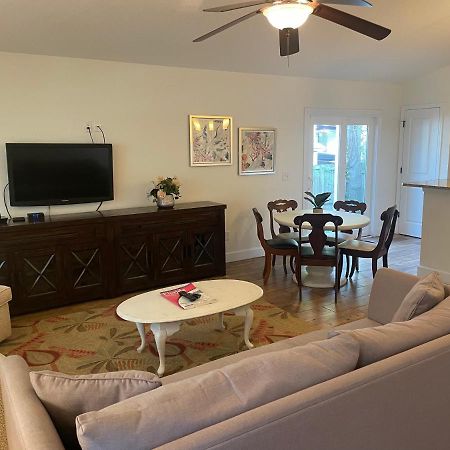 Modern, Upscale, And New Blue Bungalow In The Heart Of Downtown St Augustine Saint Augustine Eksteriør billede