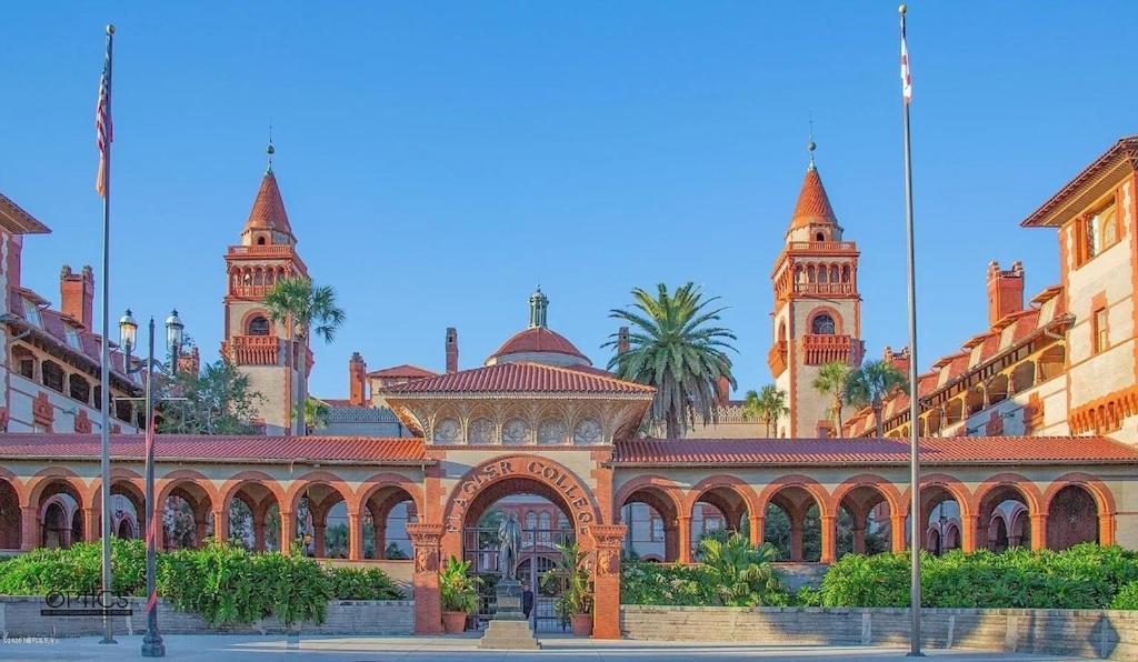 Modern, Upscale, And New Blue Bungalow In The Heart Of Downtown St Augustine Saint Augustine Eksteriør billede