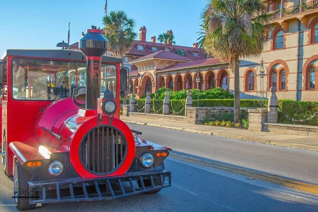 Modern, Upscale, And New Blue Bungalow In The Heart Of Downtown St Augustine Saint Augustine Eksteriør billede